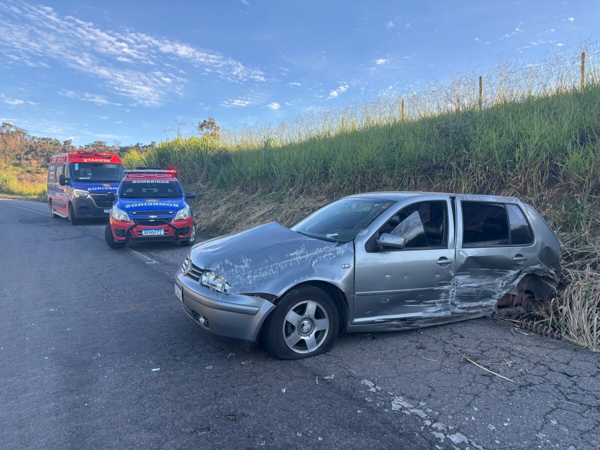 Carro E Carreta Colidem Na Br Jornal A Not Cia