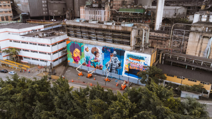 A Fundação ArcelorMittal, sempre comprometida com o desenvolvimento social das comunidades onde atua, anuncia seu patrocínio, por meio da Lei Federal de Incentivo à Cultura, na próxima edição do Fábrica de Graffiti.