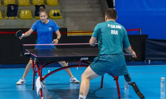 Equipes de tênis de mesa, vôlei sentado e remo iniciaram aclimatação