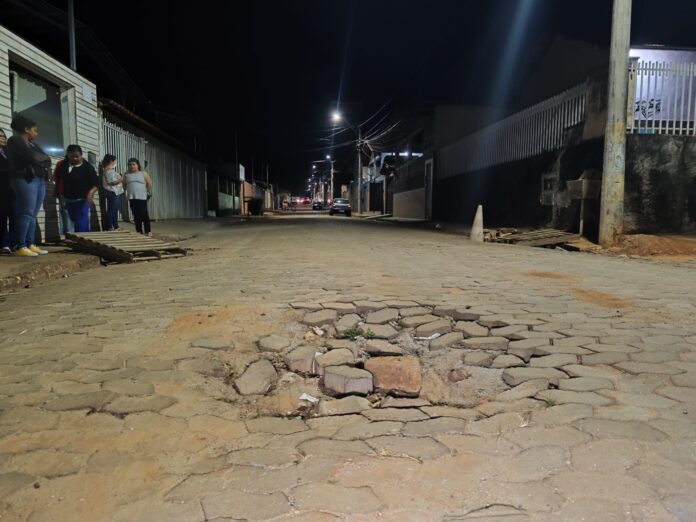 Rua em Nova Era