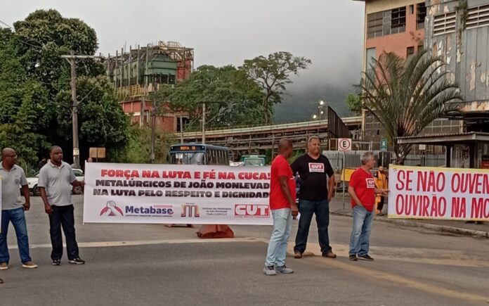 manifestação arcelor